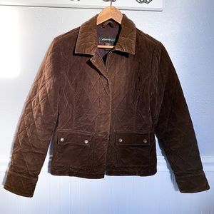 Super nice fitted Eddie Bauer fall jacket!